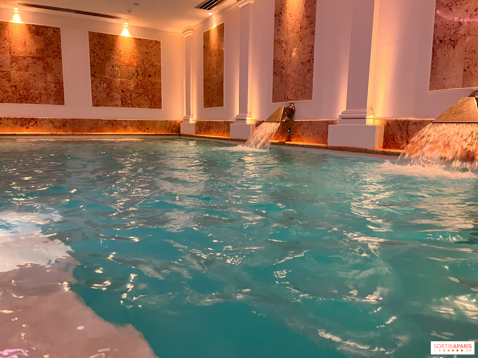 Masajes personalizados a dúo y relajación para dos en el spa del hotel  Paris J'Adore 