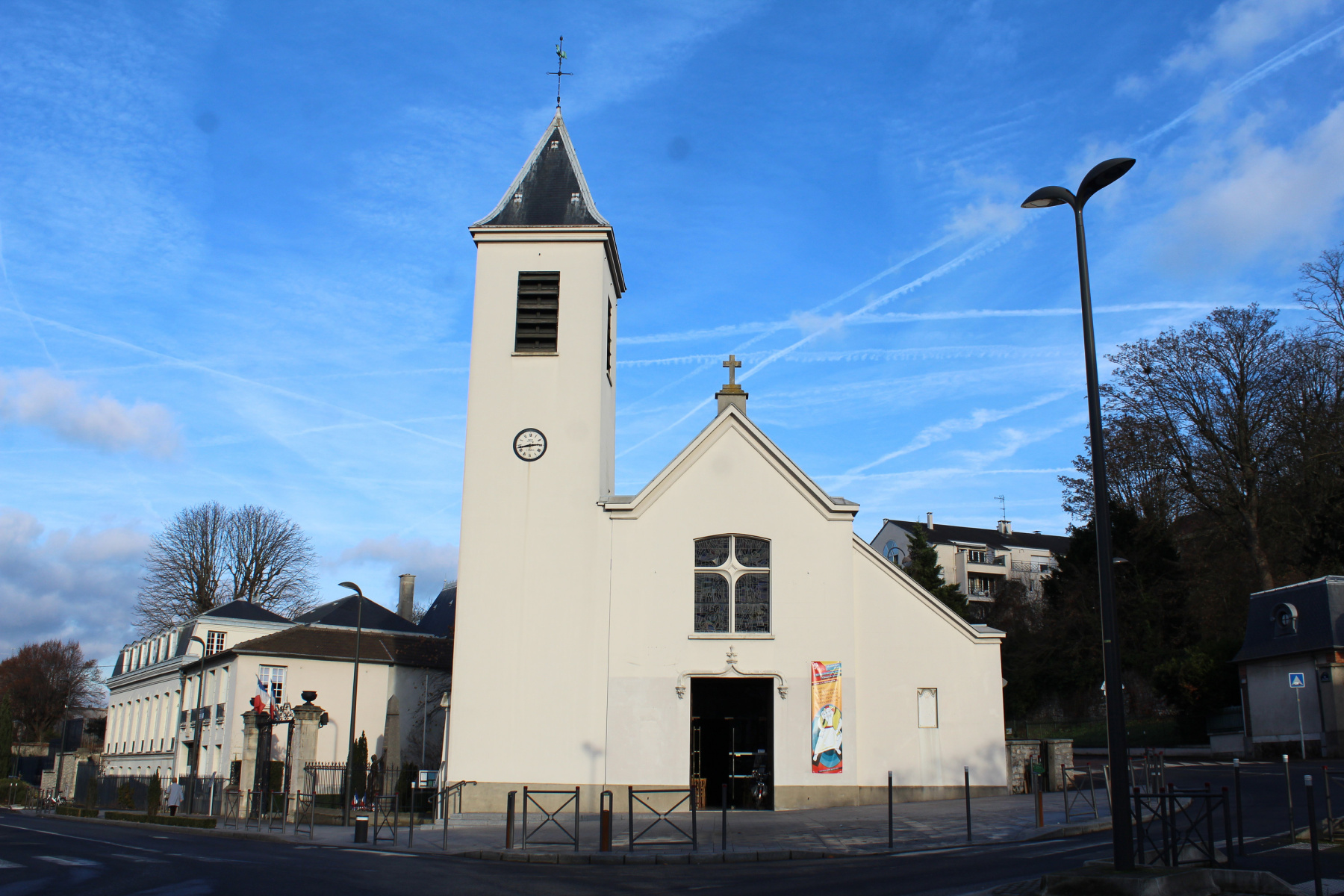 Deze kerk in het Val-de-Marne herbergt het enige bewaarde diorama van Louis Daguerre.