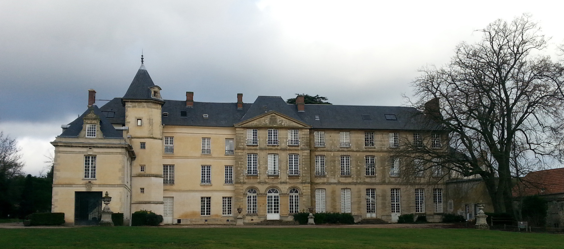 château de couzan