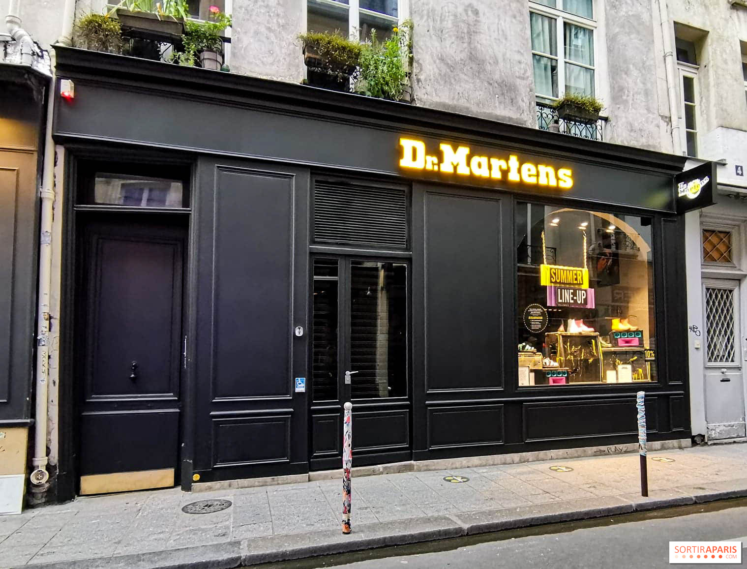 mucus Pick up leaves Migration Dr. Martens opens a new store in Le Marais - Sortiraparis.com