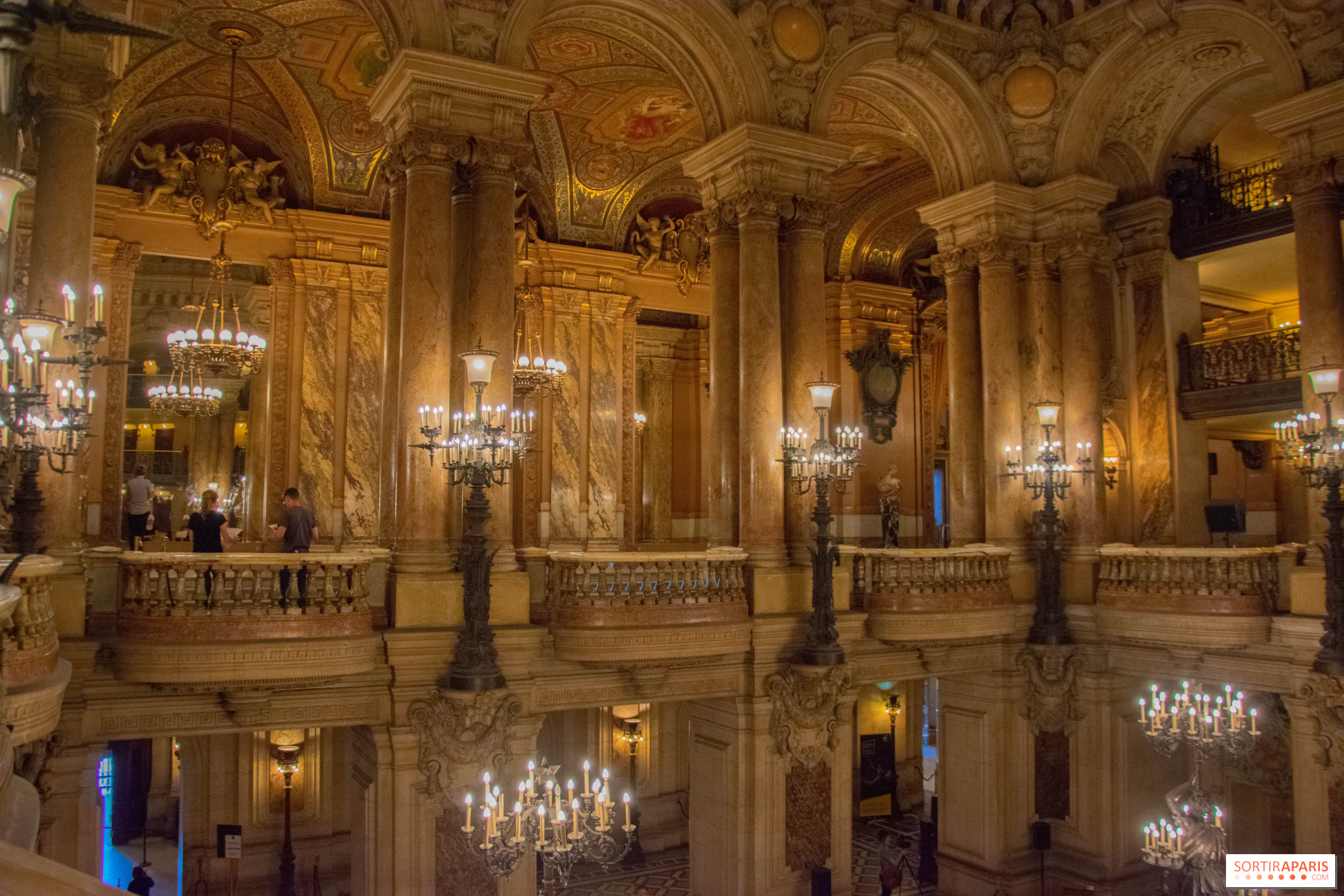 A NEW IMMERSIVE GAME INSIDE THE PALAIS GARNIER, FROM DECEMBER 21