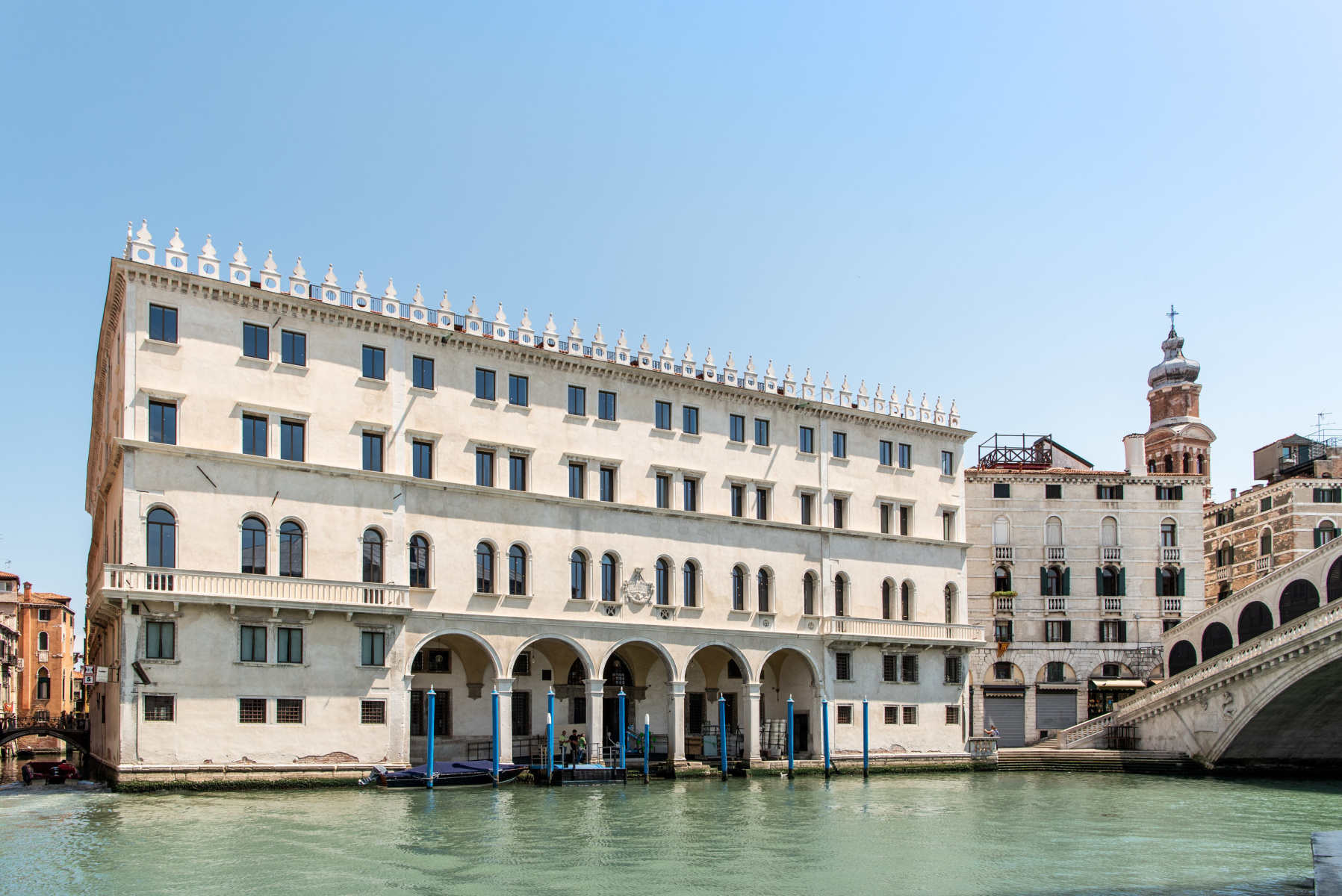 Samaritaine Paris-Venice: выставки, иммерсивные исследования и итальянская  гастрономия в универмагах