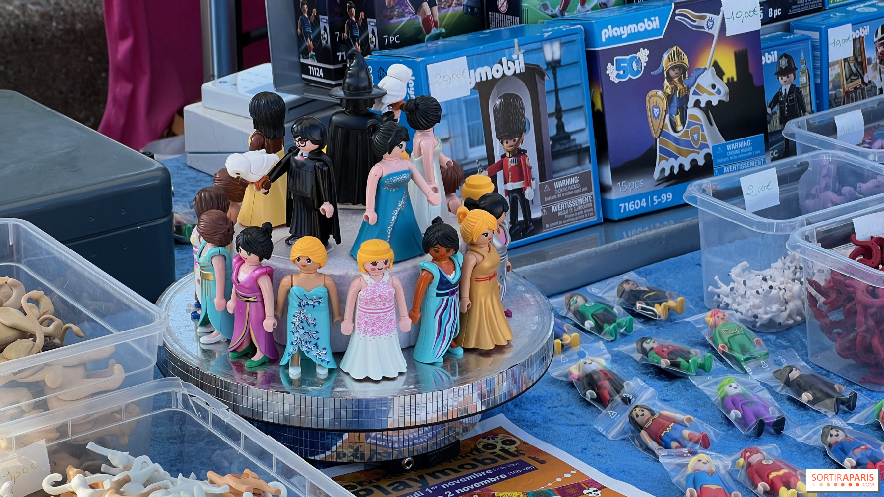 Bijzonder: een tentoonstelling en verkoop van Playmobil in alle soorten en maten in Alfortville (94)