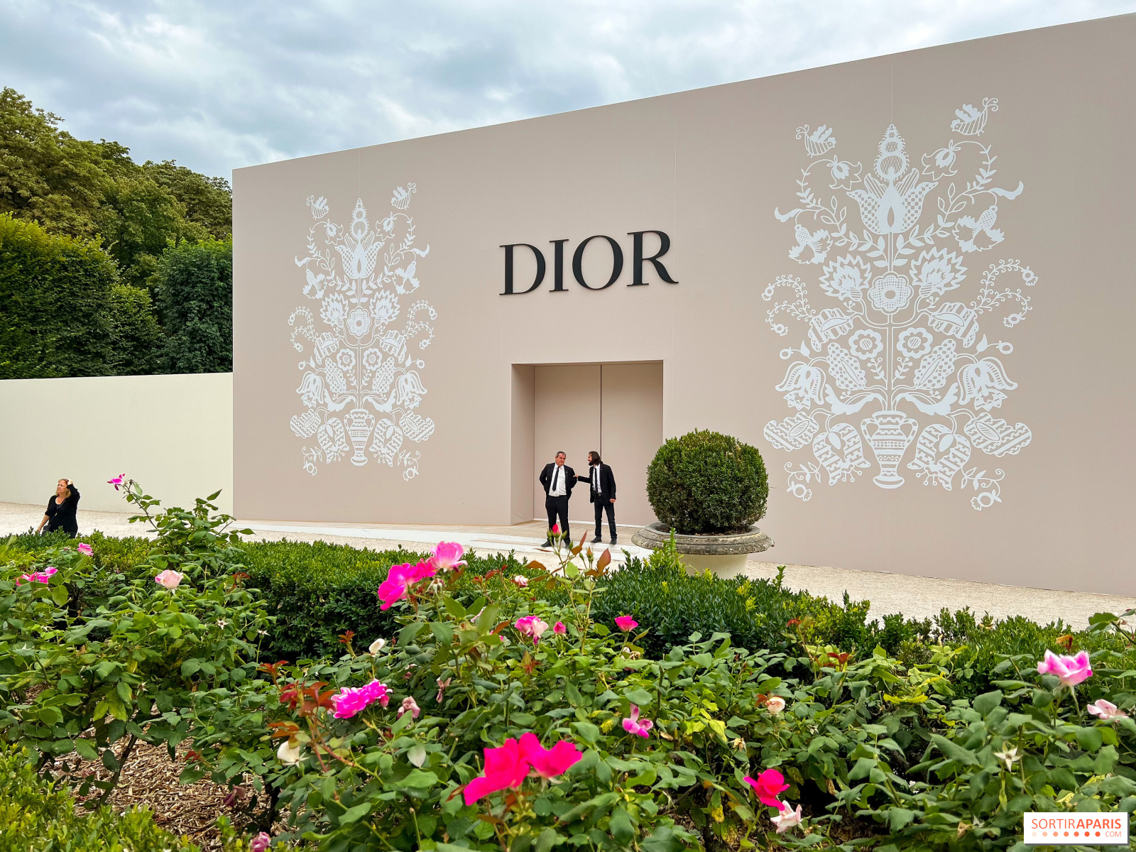 Dior catwalk features 24metrelong tentacular installation by Joana  Vasconcelos