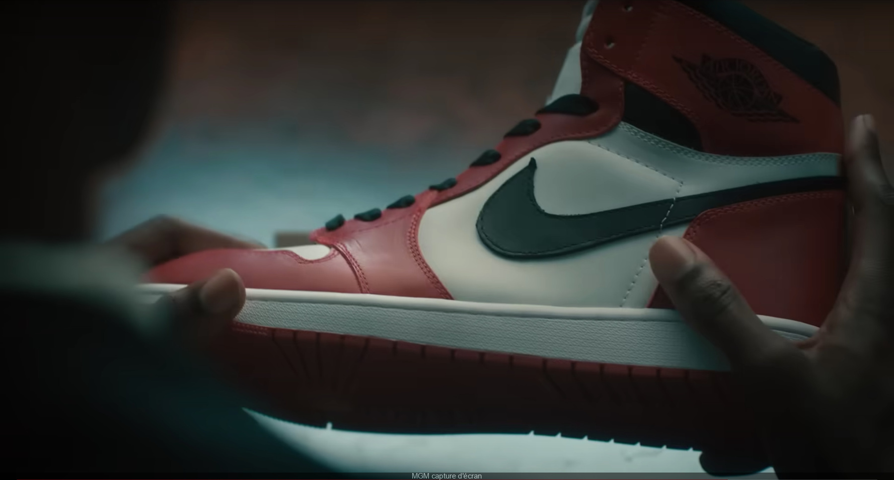 AIRE: Matt Damon y Ben Affleck se reúnen en la película de Nike Air Jordan - tráiler - Sortiraparis.com