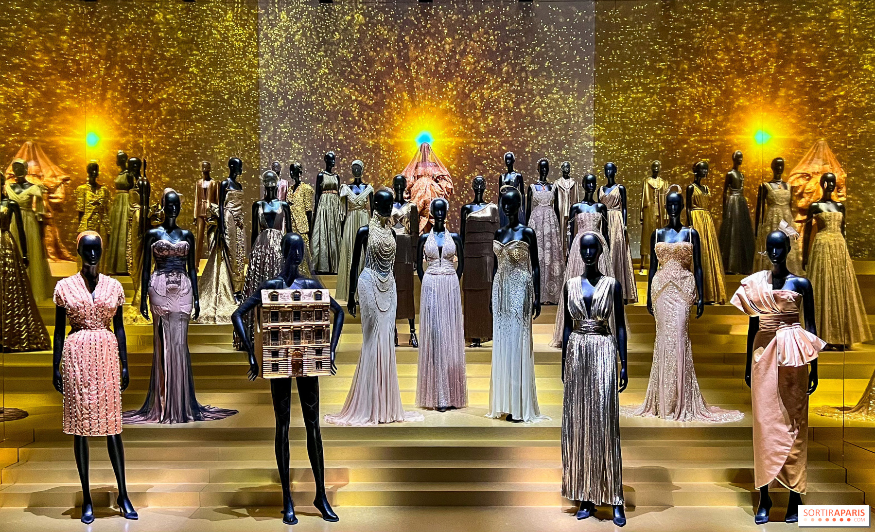 Dior J'adore! a exposição gratuita que celebra a fragrância icónica da  Maison - extensões 