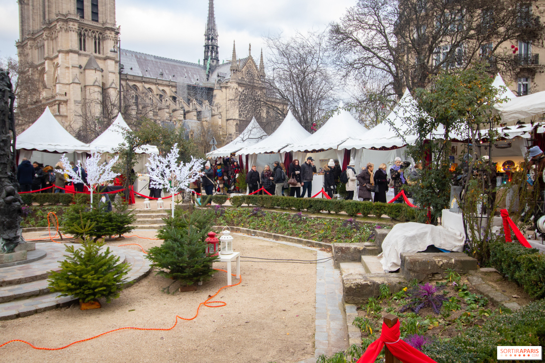 パリのノートルダム寺院のクリスマス市が2023年に復活 - Sortiraparis.com