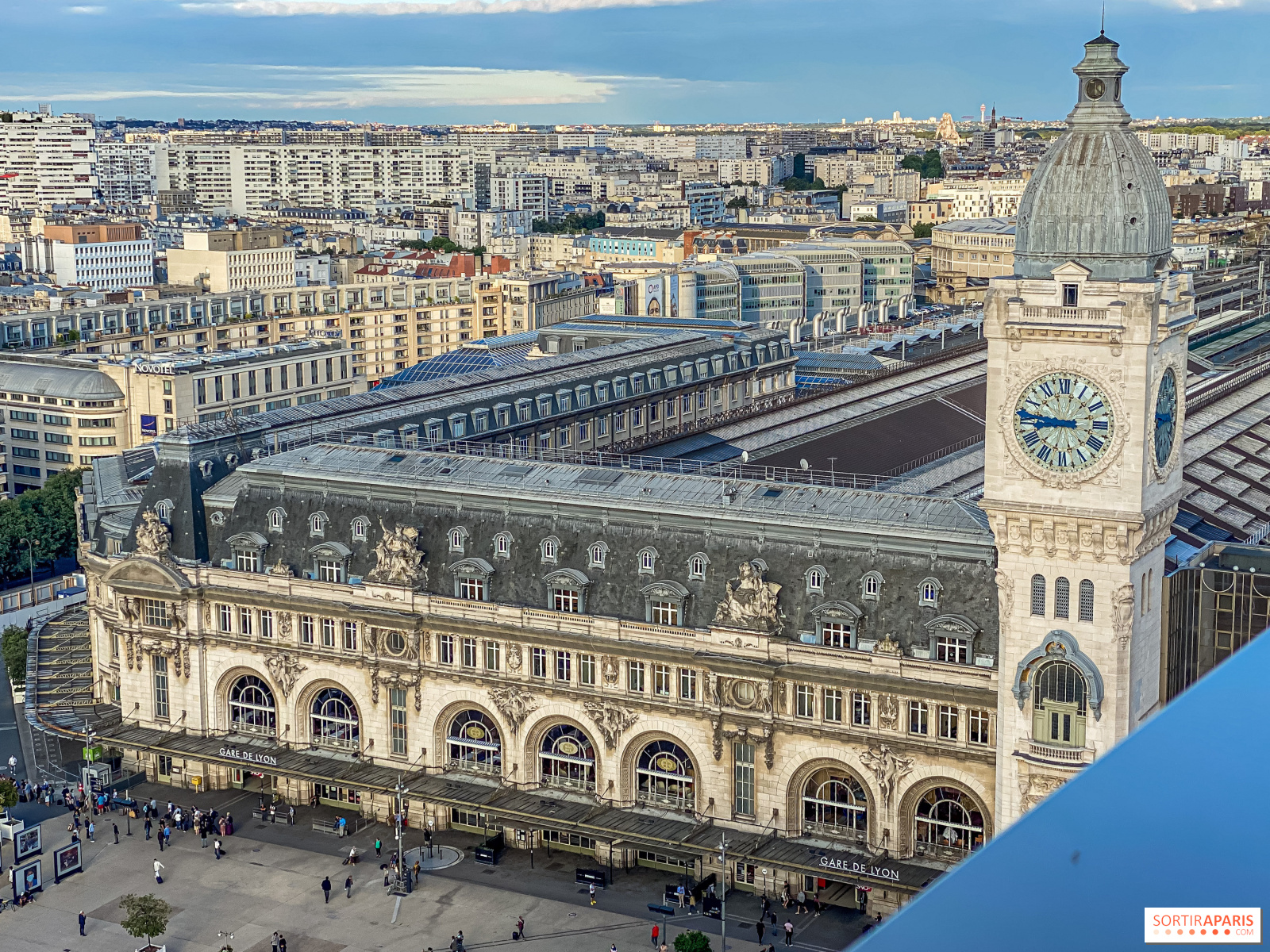 Paris'teki Gare de Lyon'da Miras Günleri 2023: Saat Kulesini ziyaret ...