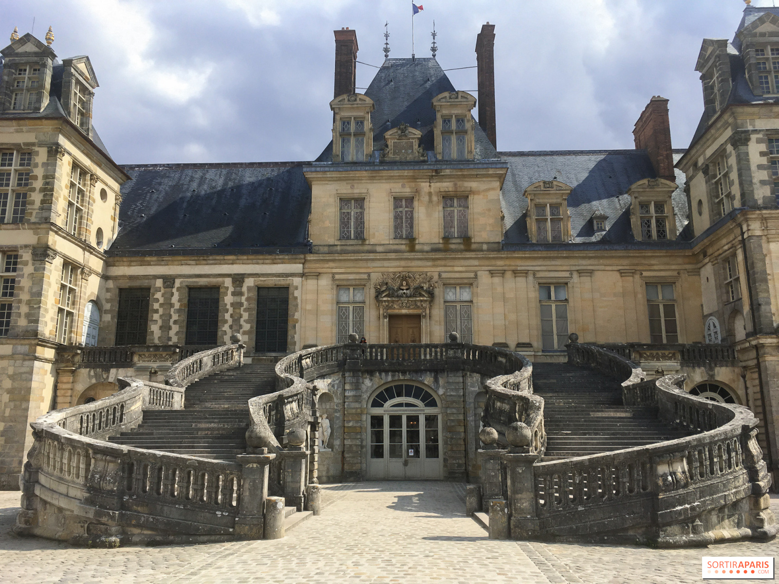 France, Seine et Marne, Chateau de Fontainebleau listed as World