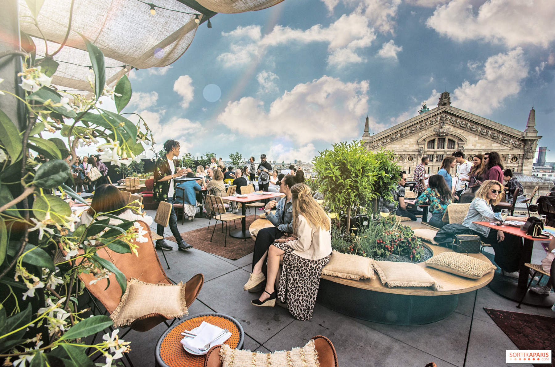 Galeries Lafayette - It's time for a rooftop dinner at Galeries