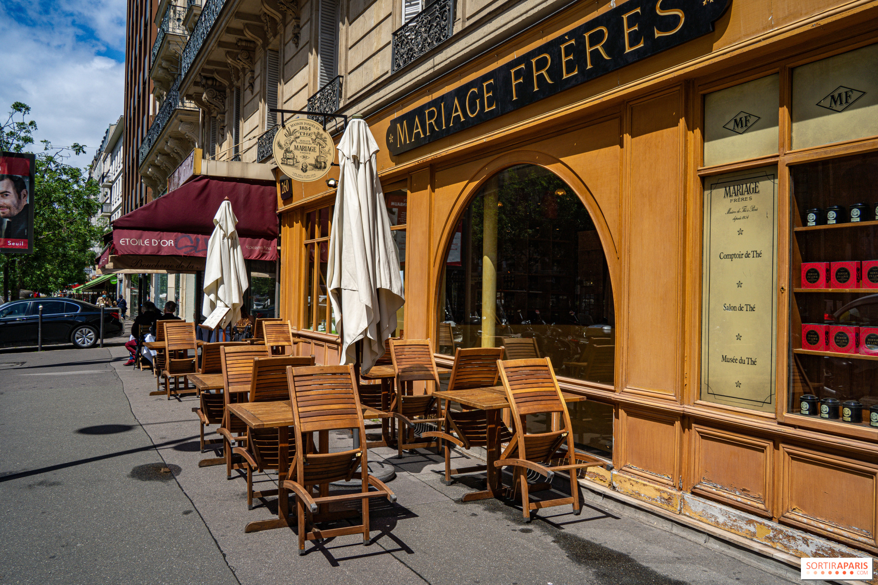 Mariage Frères' indulging terrace in Paris: exotic tea-based