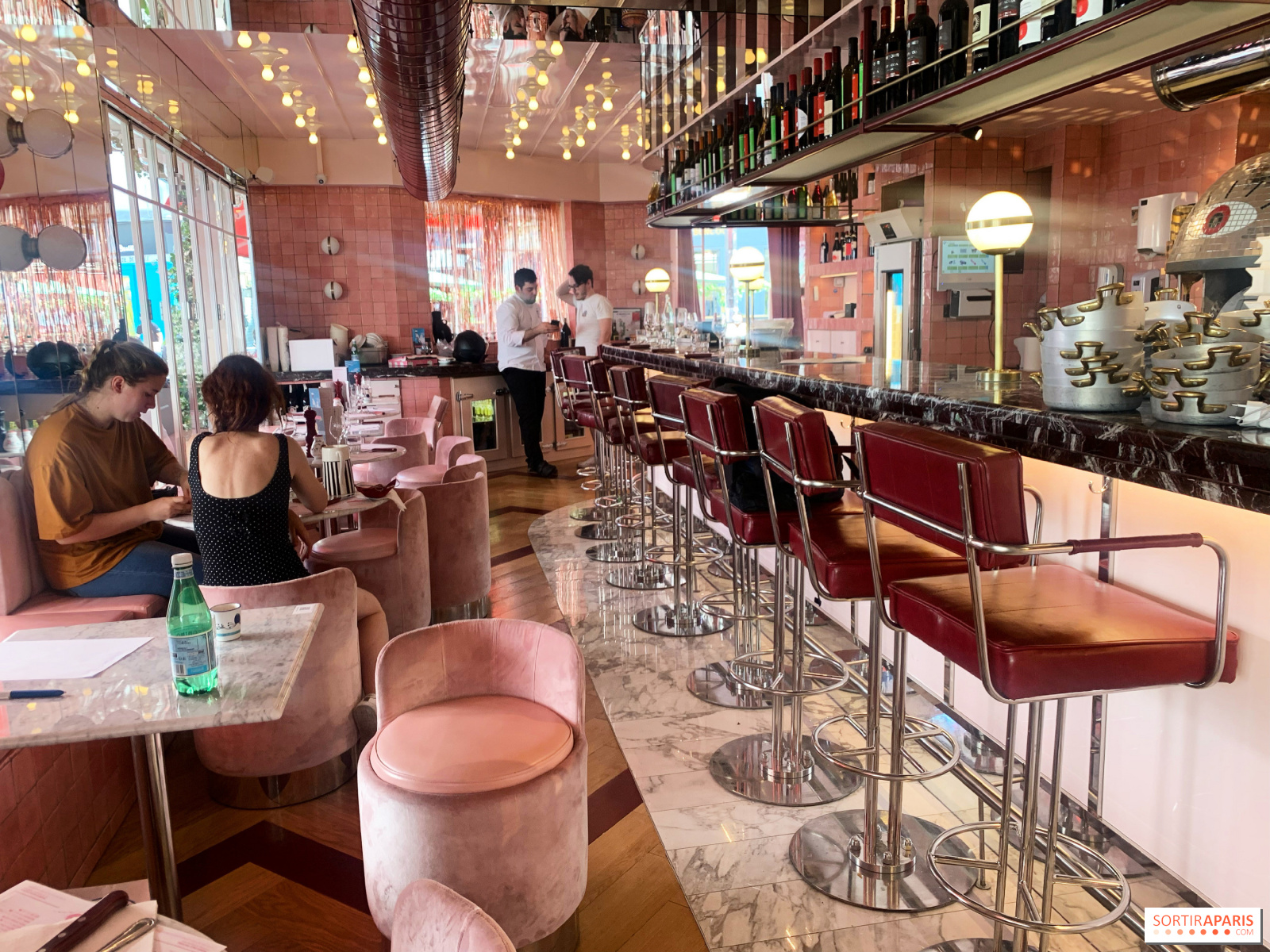 Giorgio” : le restaurant italien qui nous fait voir la vie en rose ! -  Vivre paris