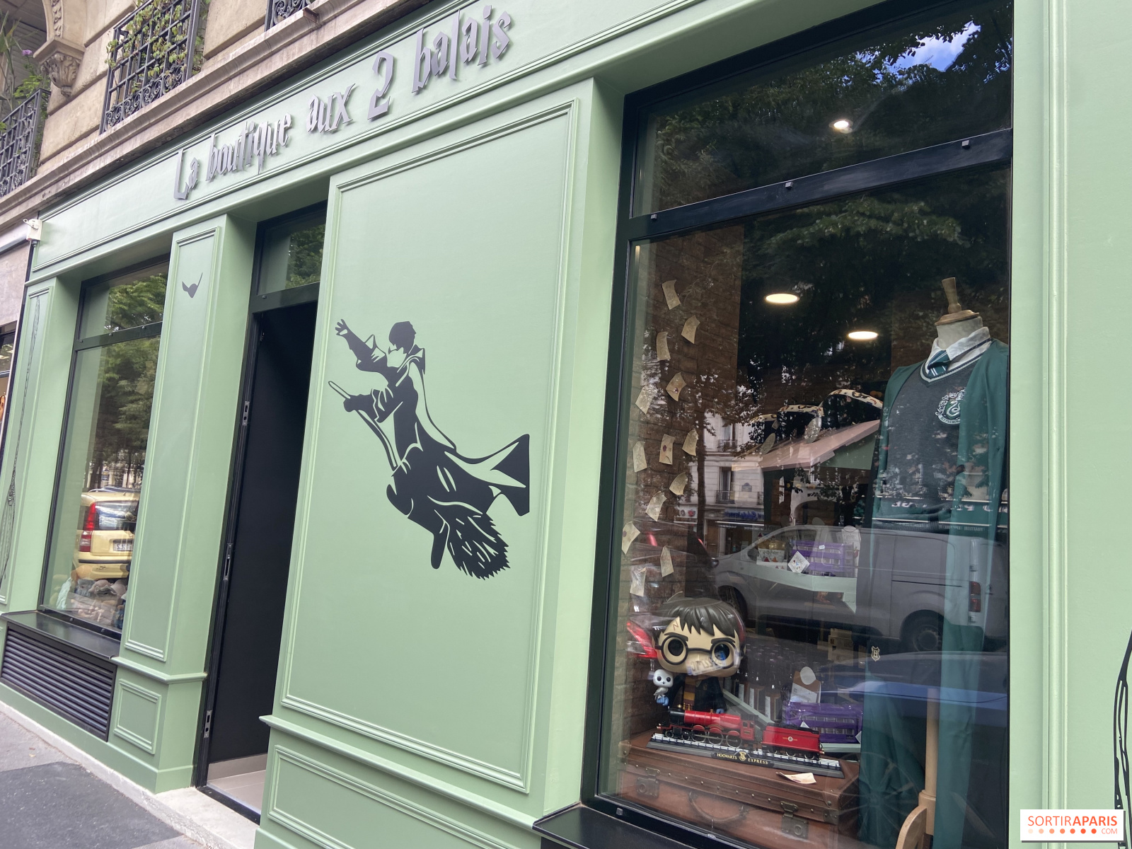 Bougie Bertie Crochue – La boutique Aux 2 Balais
