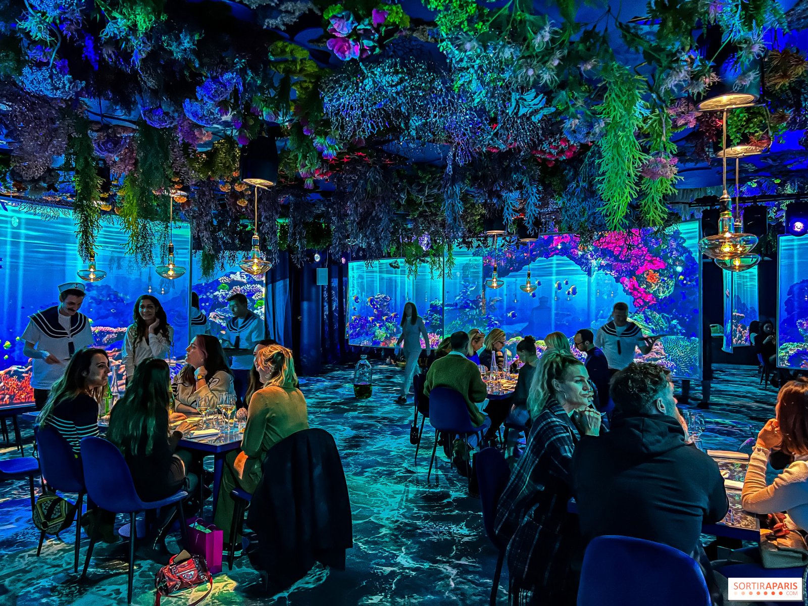 Under the Sea, the first immersive restaurant in Paris by Ephemera ...
