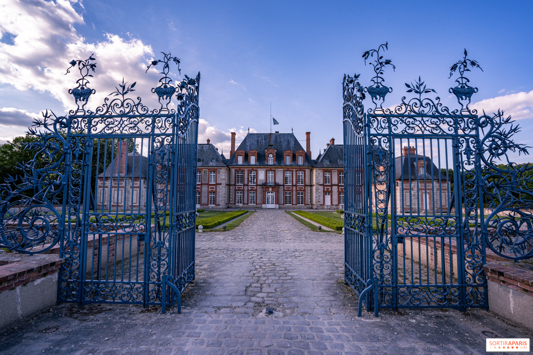Uma reconstrução histórica no coração da Belle Epoque no Château de  Breteuil 