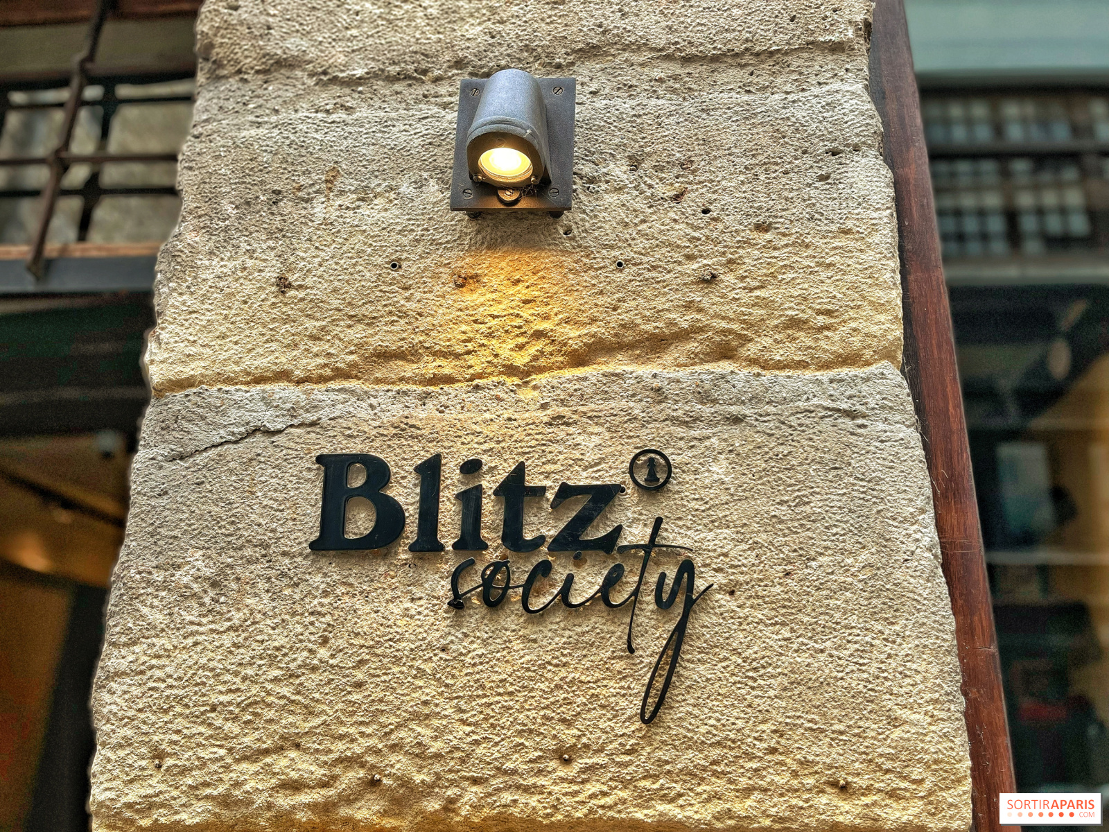 Blitz Society, the Parisian bar teaching you chess 