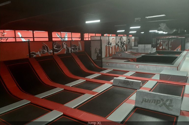 Jump XL: il parco di trampolini indoor di Gennevilliers (92 ...