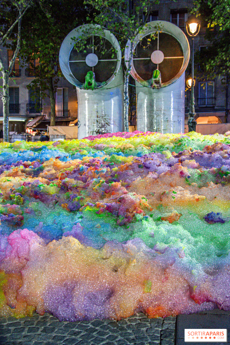 Album Photos Nuit Blanche 2022 au Centre Pompidou : Island of Foam,  linstallation toute en mousse incontournable