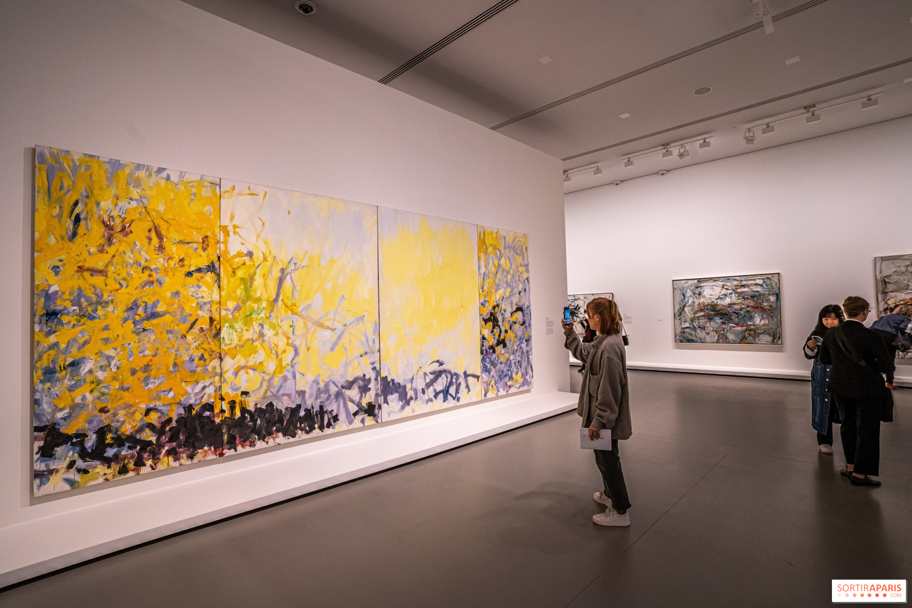 Fondation Louis Vuitton presents grandiose “Monet – Mitchell” exhibitions