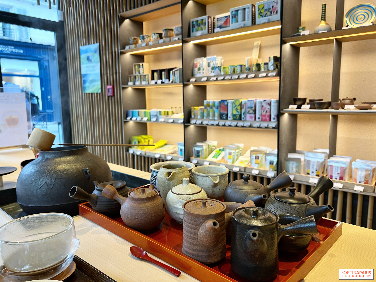 Jugetsudo, boutique et salon de thé japonais chic et sobre à Saint
