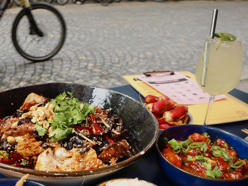 Mala Boom : Prolongez l'été avec une explosion de saveurs sichuanaises à Paris