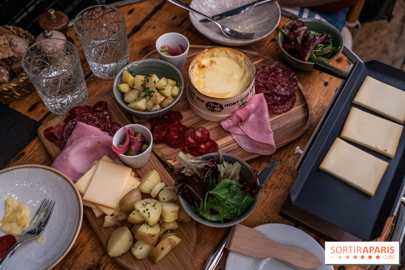 Où manger une bonne raclette, tartiflette, Mont d'Or ou encore fondue à Paris ? Nos bonnes adresses